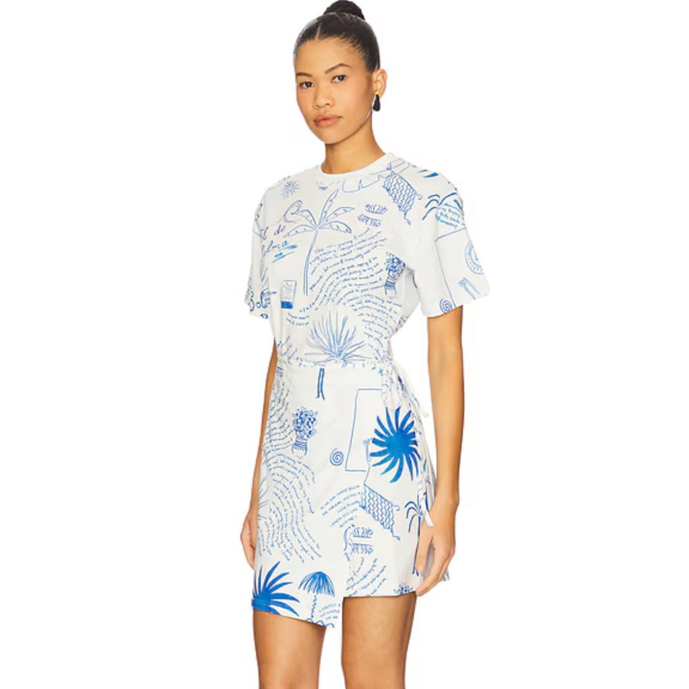 Blue and White Graphic Print Tee Shirt Dress
